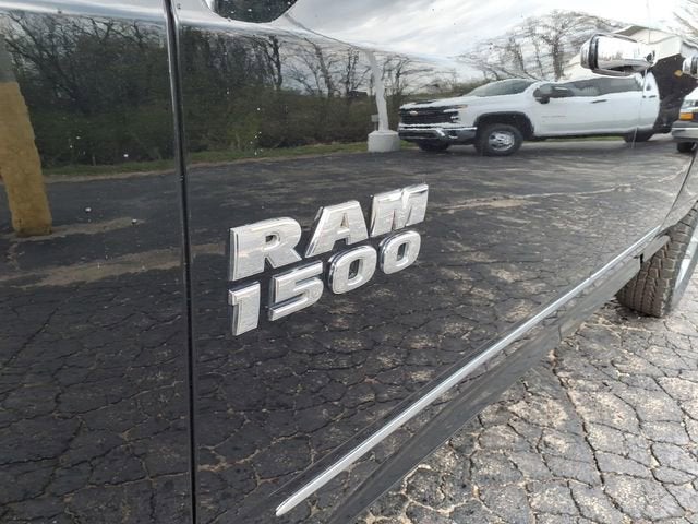 2016 RAM 1500 SLT