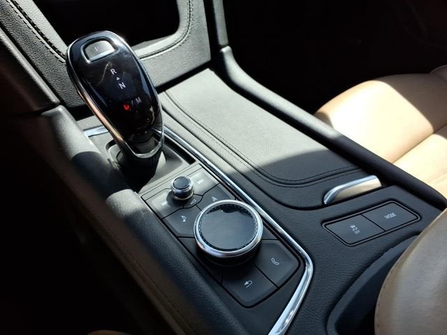 2023 Cadillac XT5 Sport