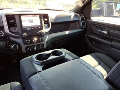 2024 RAM 1500 Tradesman Crew Cab 4x4 5'7" Box