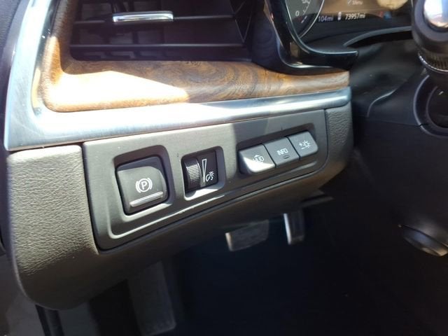 2023 Cadillac XT5 Sport