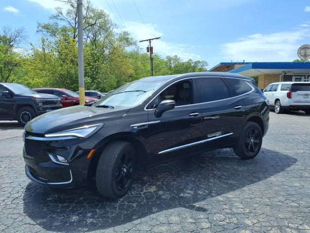 2024 Buick Enclave Essence