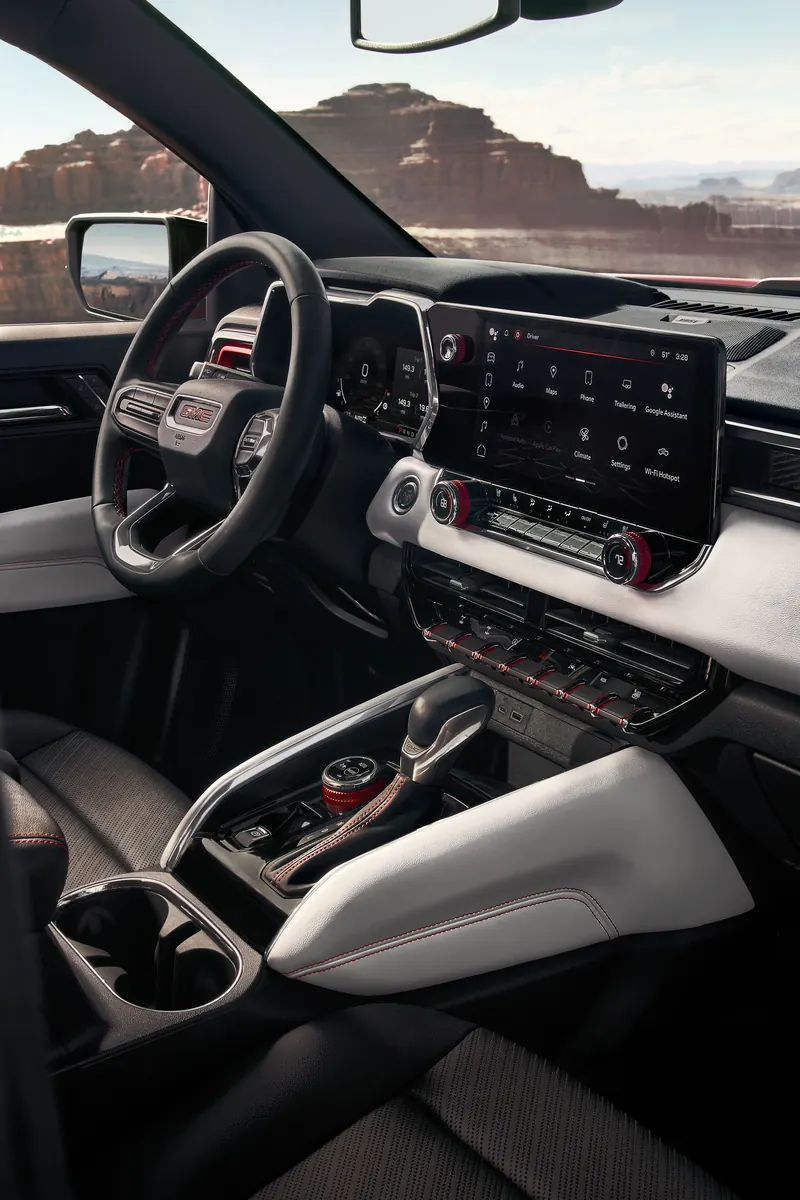 2026 GMC Canyon infotainment system at Arnie Bauer GMC in Wilmington IL